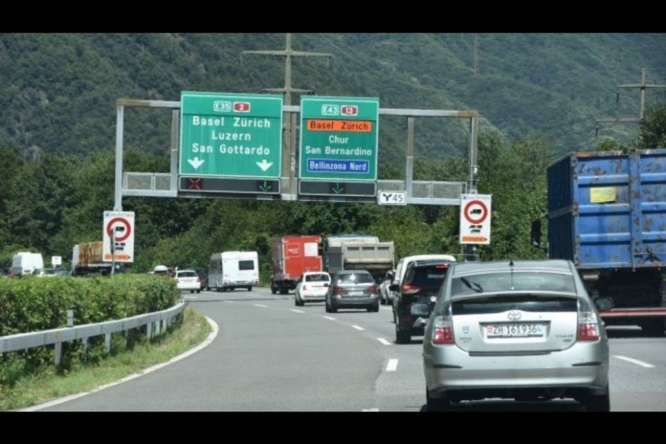 Cantiere a Quinto: quell'appalto che divide sull'A2