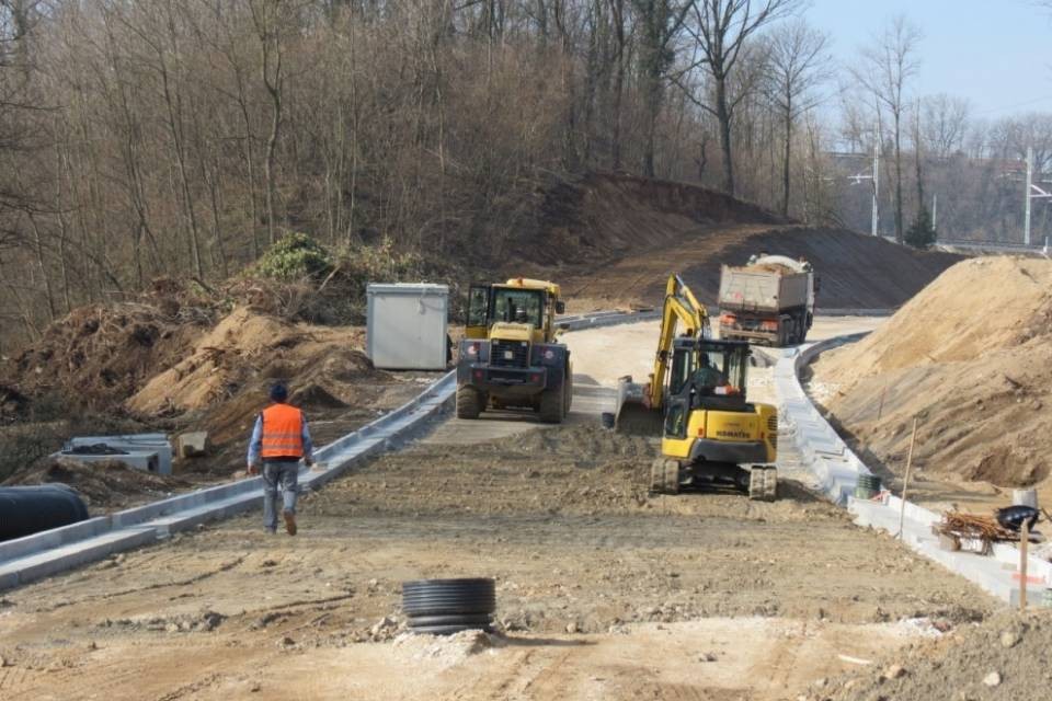 Dopo la ferrovia è in arrivo anche la strada per i frontalieri