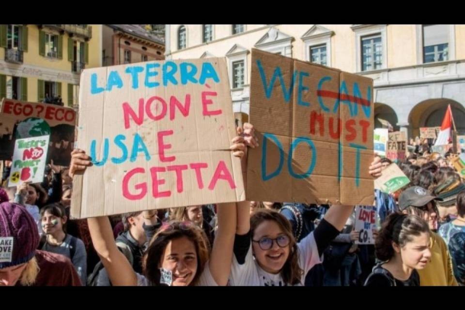 "Fridays for future", cacciati dal Cop25 di Madrid