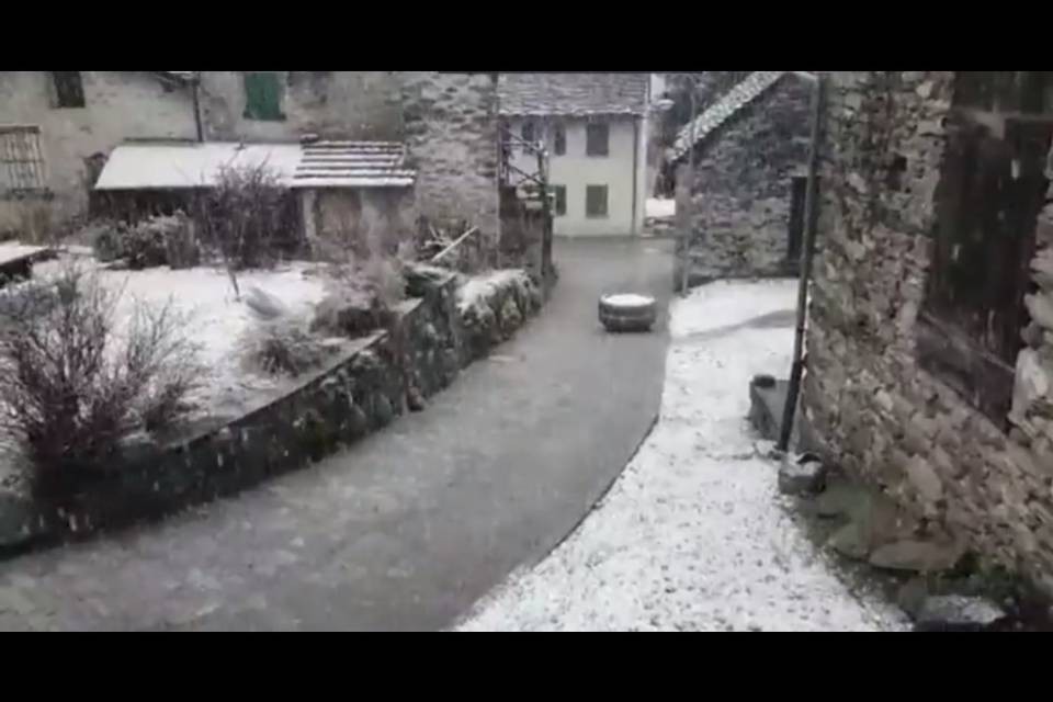 La neve a Sonogno