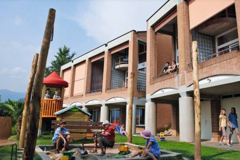 Albonago, ostacoli per il villaggio Reka