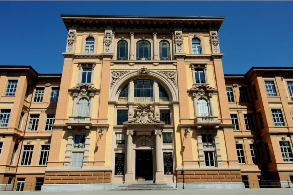 "No allo smantellamento del liceo": la risposta del Governo