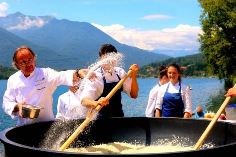 Lo chef stellato vi invita alla risottata "frontaliera" sul lago!