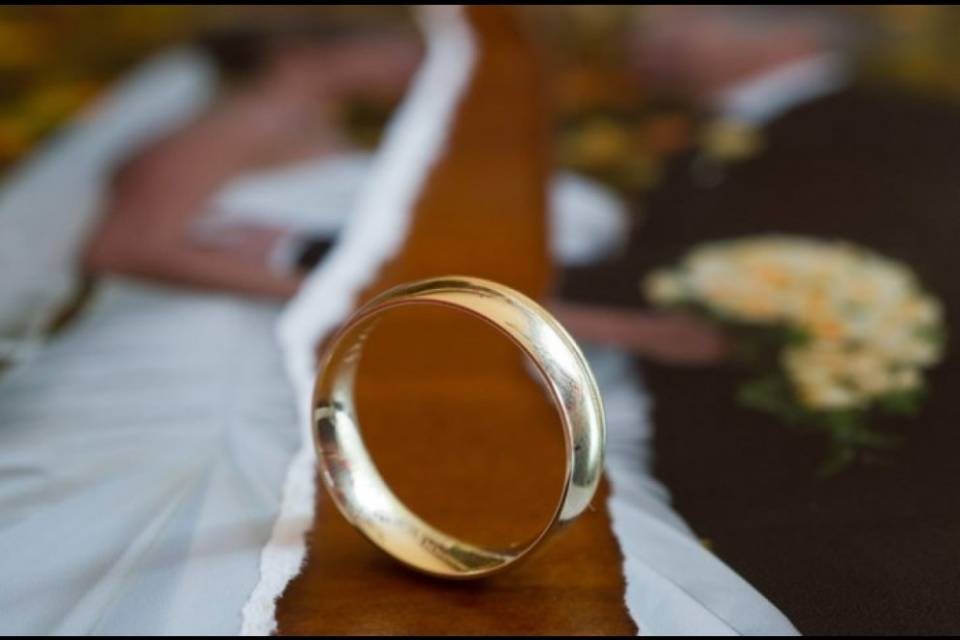 Due divorzi per un matrimonio: incredibile caso a Lugano
