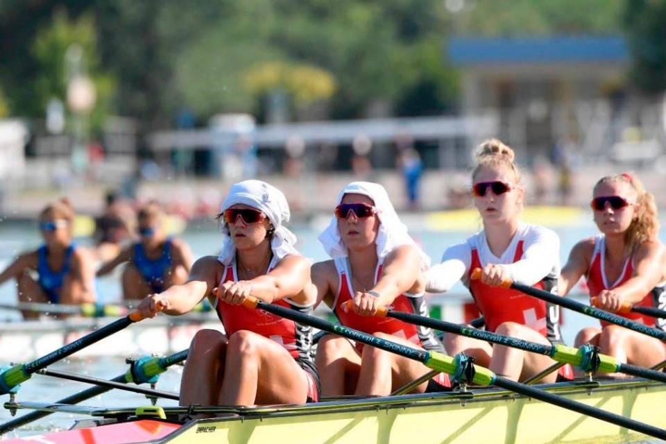 Il quattro di coppia galoppa verso il successo e la finale per il titolo