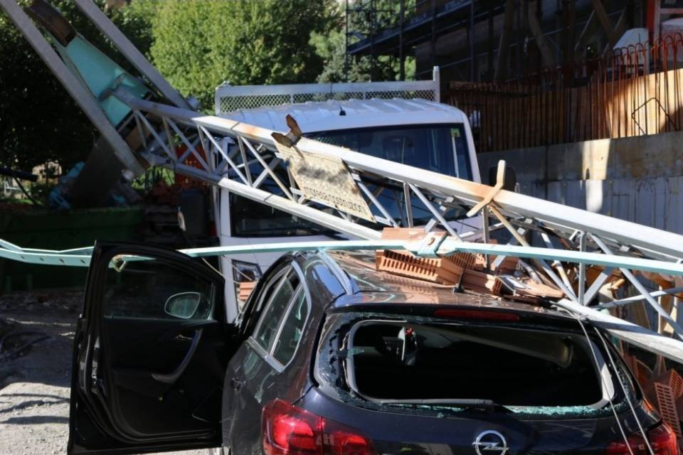 Gru precipita a Giubiasco