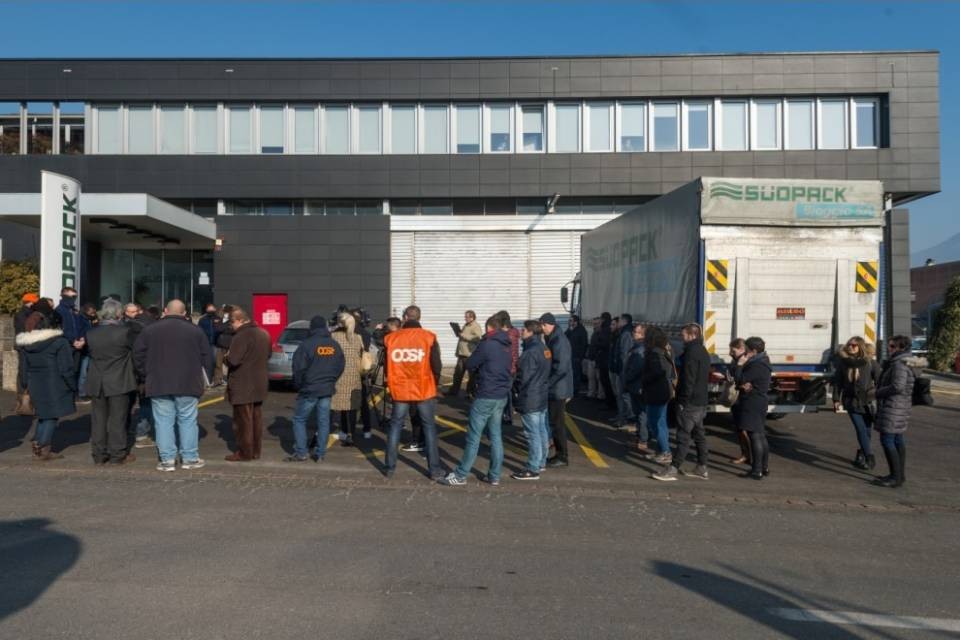 Protesta alla Südpack di Bioggio