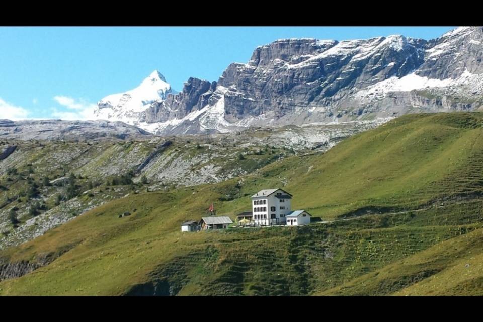 Schianto in vallese, è un aereo da turismo