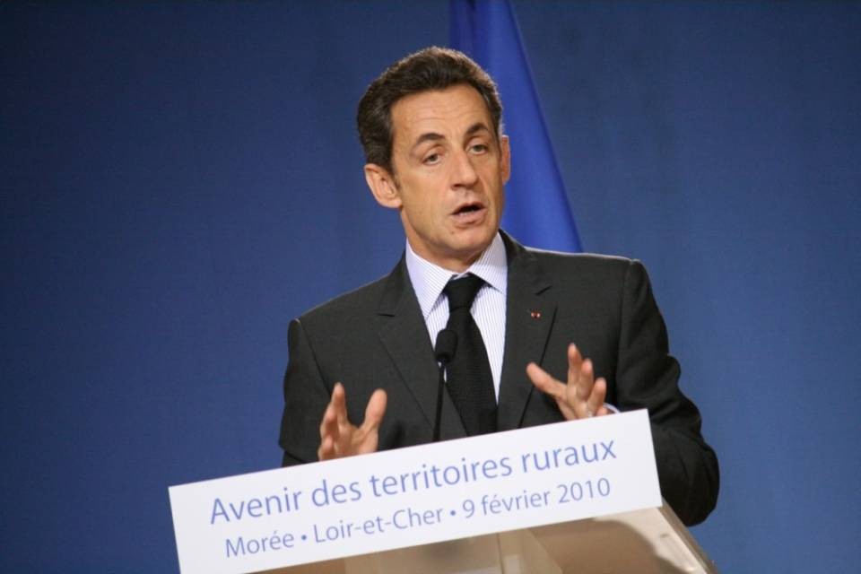 Nicolas Sarkozy a processo per corruzione