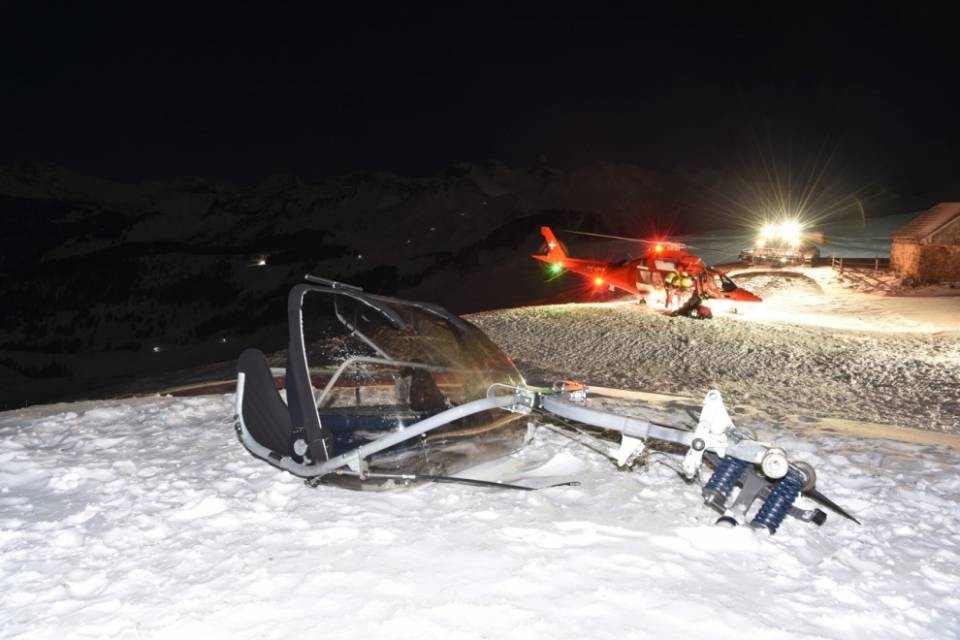 Seggiovia caduta a Svitto: sempre gravi i feriti