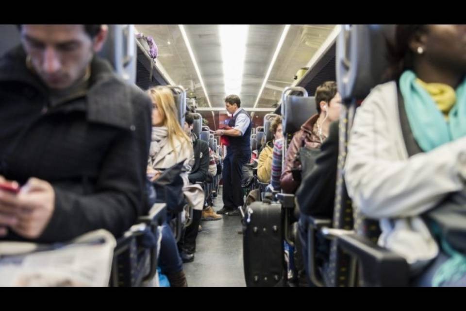"Treni stracolmi, anche il personale è esasperato"