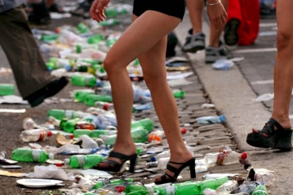 Littering, scattano le prime multe a Bellinzona