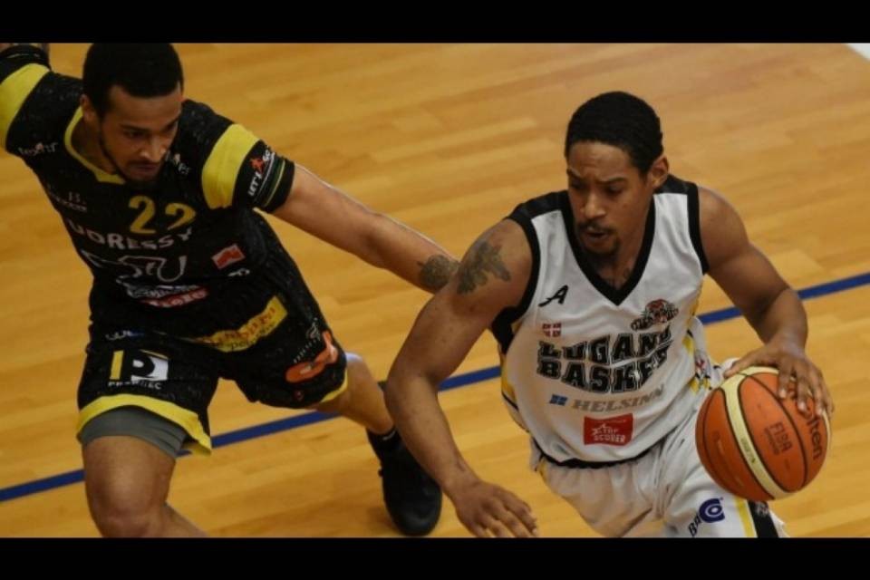 Via Ballard, arriva Carey