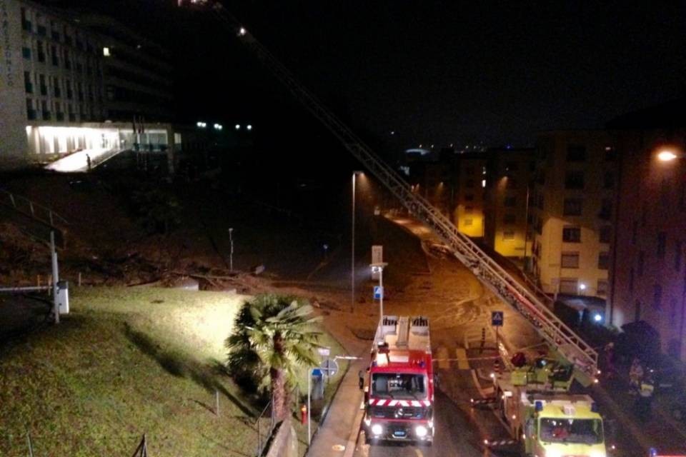 Via Tesserete chiusa almeno fino a stasera