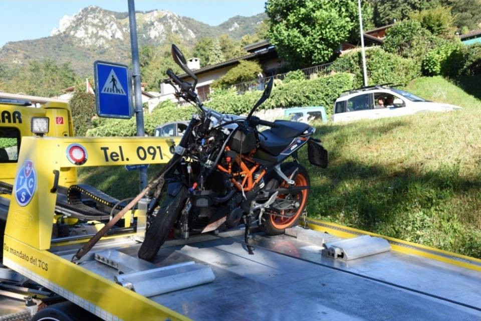 Motociclista ferito a Cadro