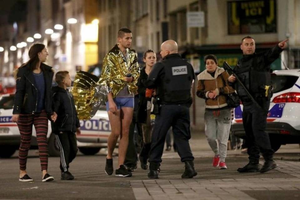 Sparatoria a Parigi, 2 morti
