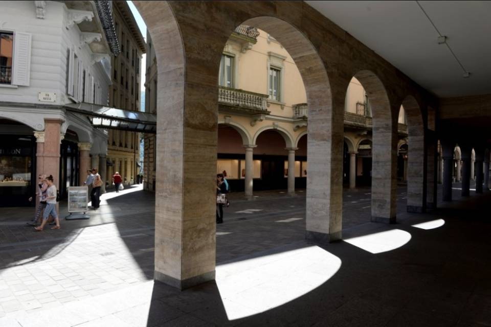Via Nassa, nuova partenza illustre