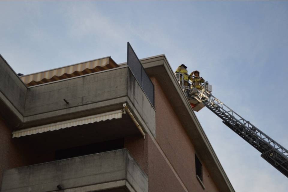 Fiamme in un appartamento a Balerna