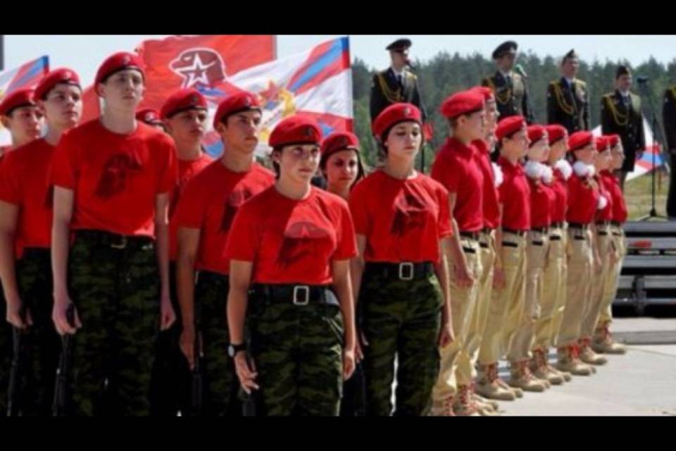 Russia di Putin sempre più militarista?