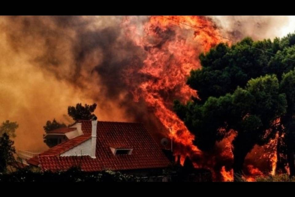 Incendi in Grecia, sale a 93 il numero dei morti