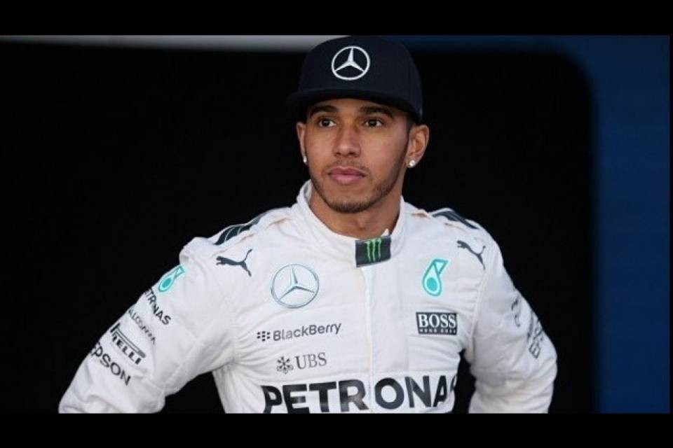 GP Germania: pole position per Lewis Hamilton