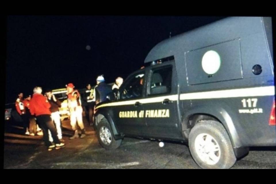 Mongolfiera vista precipitare in Ossola, è giallo