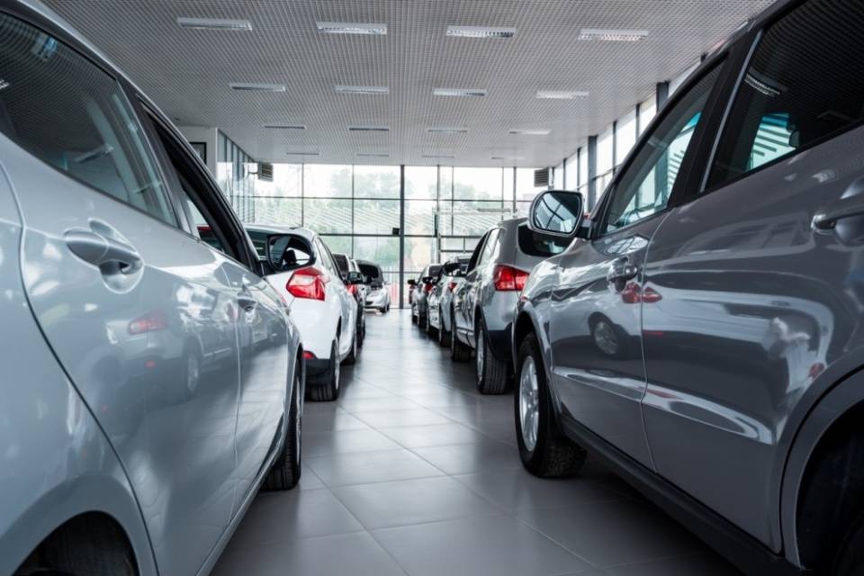 Crollano le vendite di auto nuove in Svizzera
