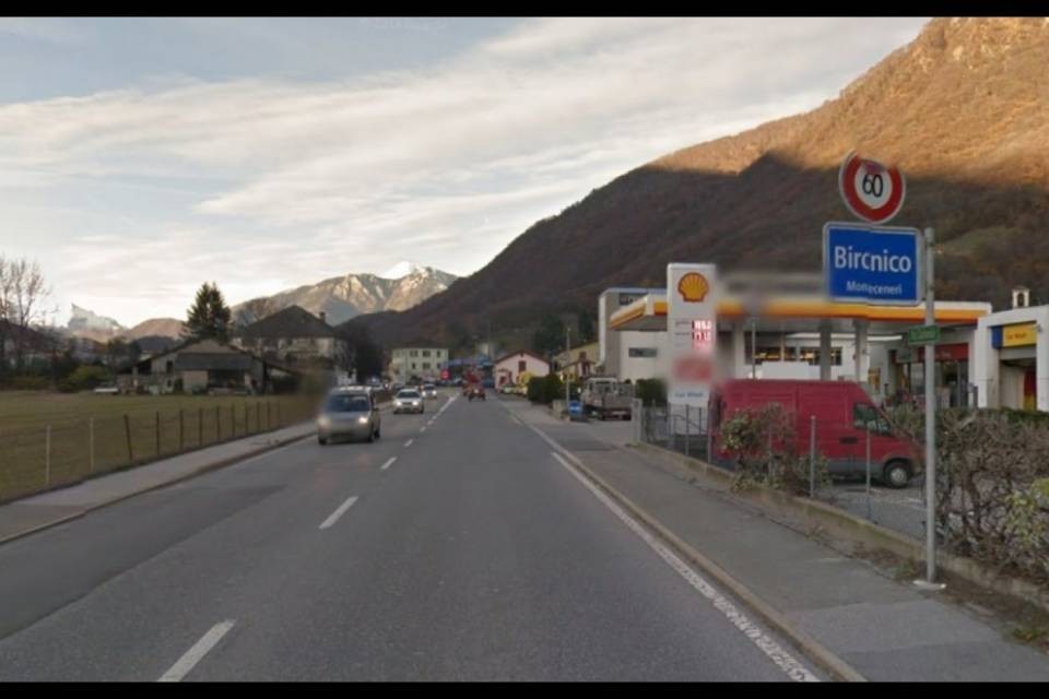 Nuovo marciapiede a Bironico