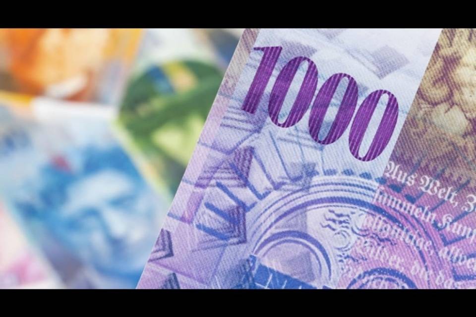 Brexit, il franco si rafforza