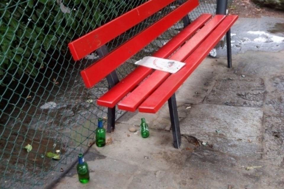 "Che degrado al parco di via San Jorio"