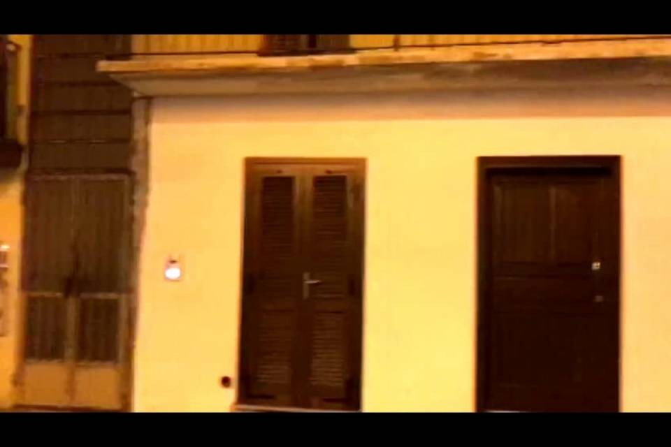 Uomo barricato in casa, vasta operazione di polizia a Nyon
