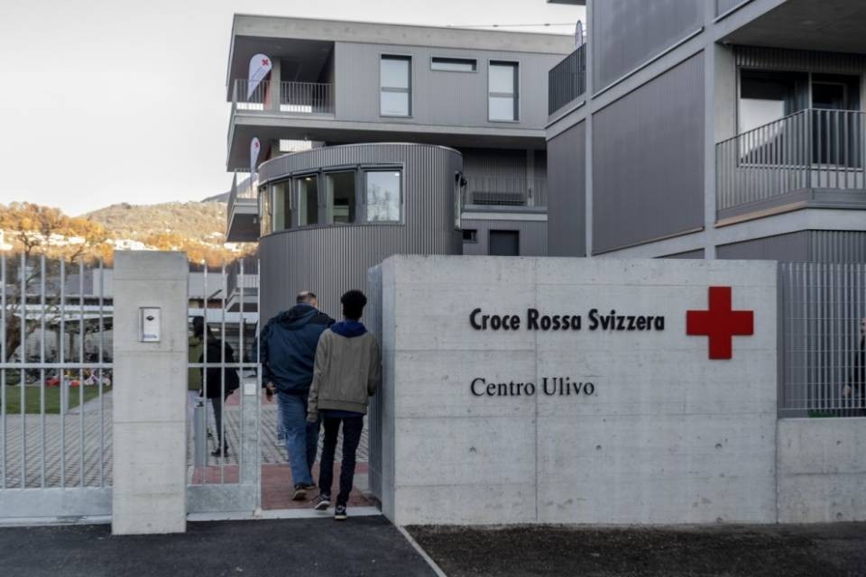 Asilanti urinano sui sentieri a Cadro? "Non ci risulta"