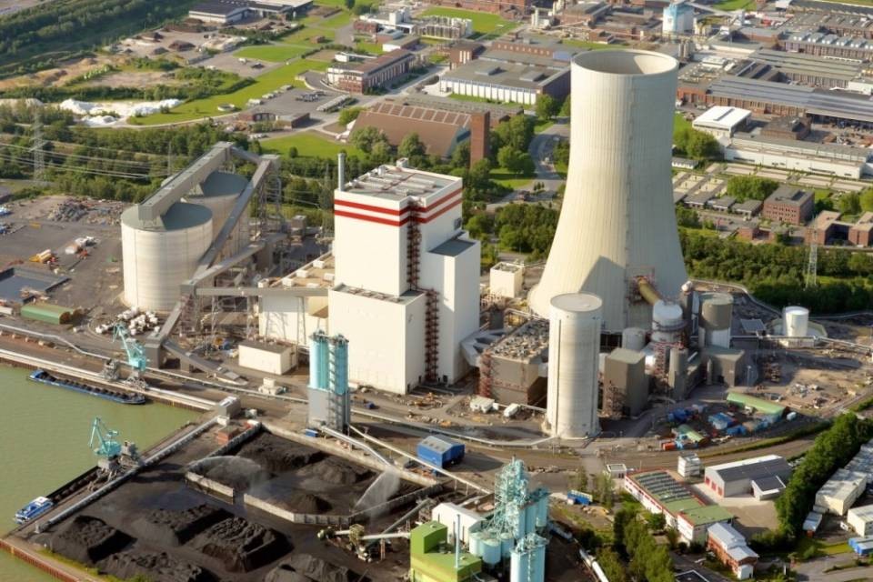 La centrale di Lünen arriva in aula