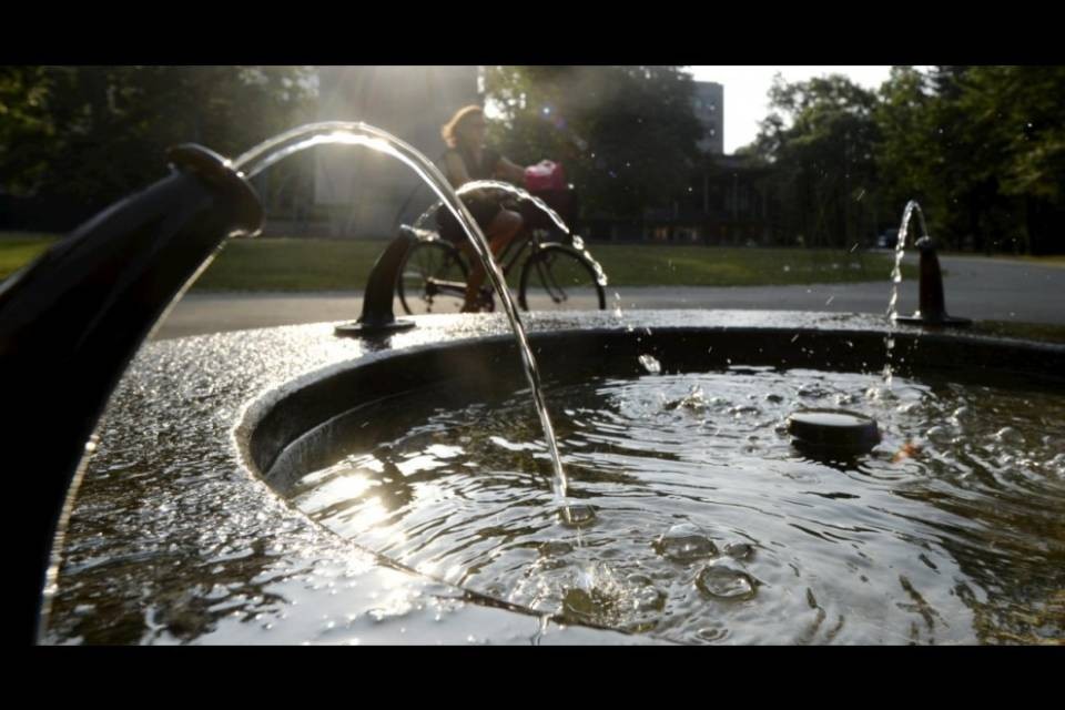 "Riduciamo gli sprechi dell'acqua potabile"
