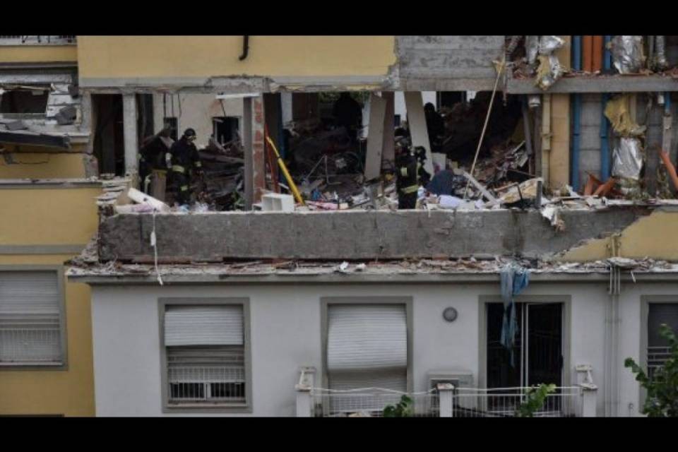 Milano, 3 morti nell'esplosione