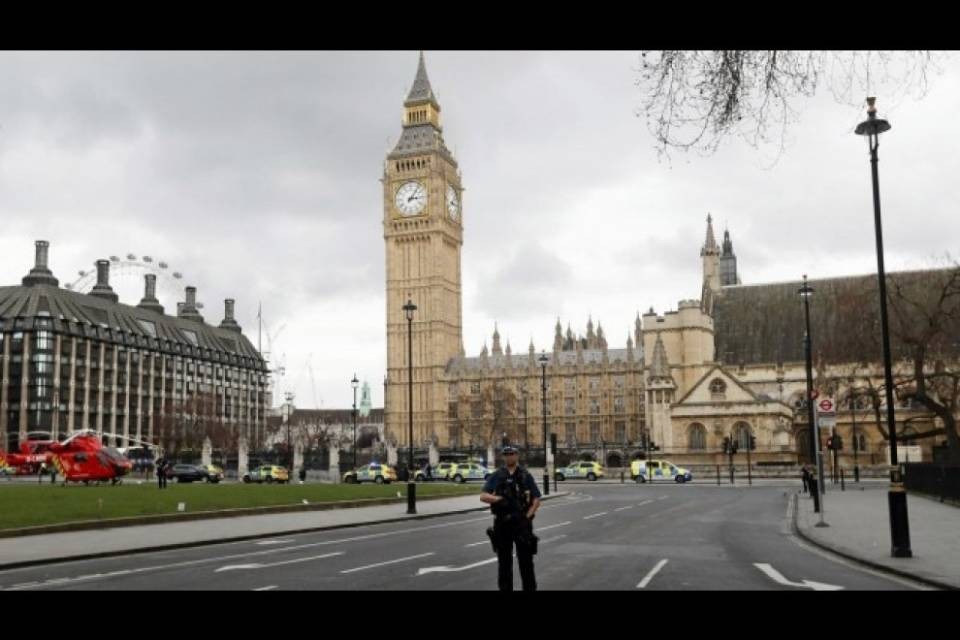 Raccolta firme record per revocare la Brexit