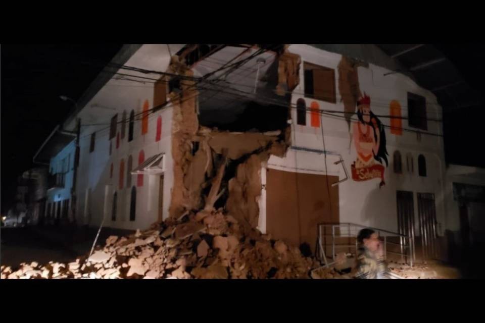 Devastante terremoto di magnitudo 8.2 in Perù