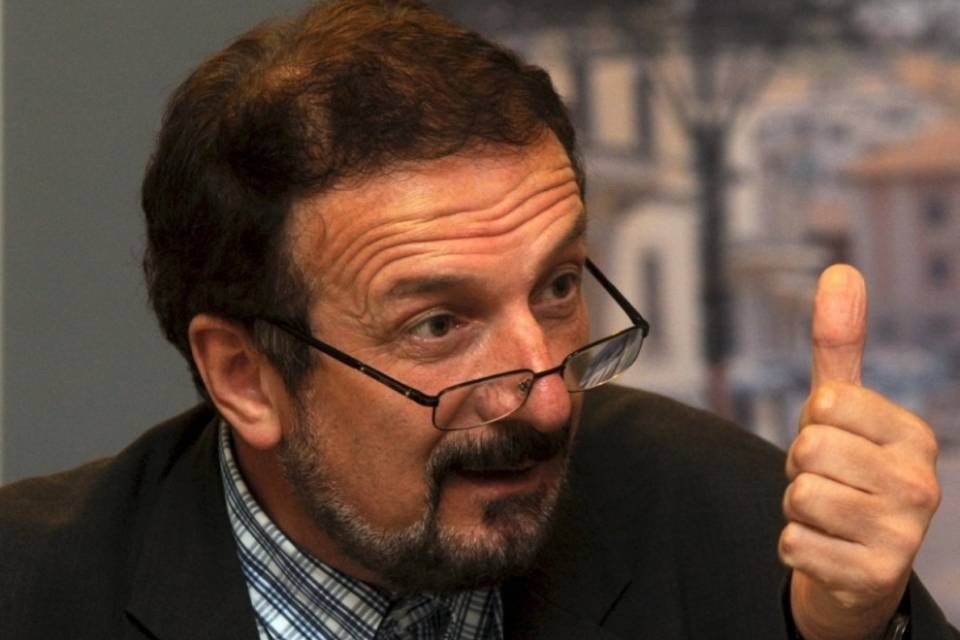 "La beneficenza si fa col cuore, non per mettersi in mostra"