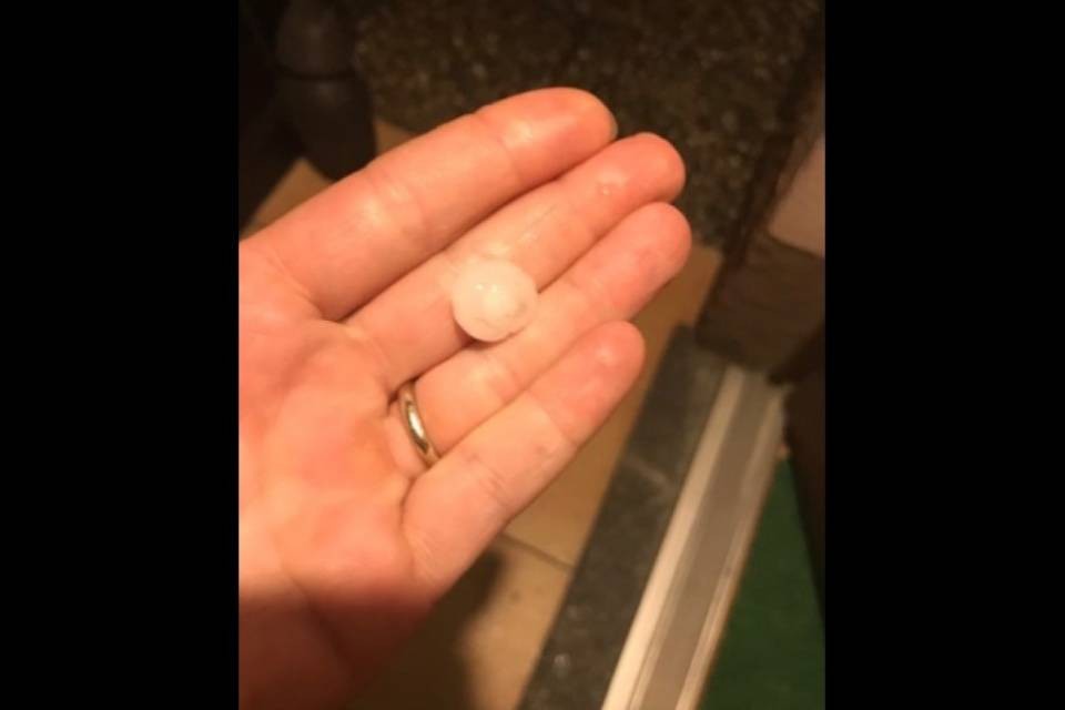 Allerta meteo: c'è da resistere ancora una notte. Poi torna il sole, ma per poco