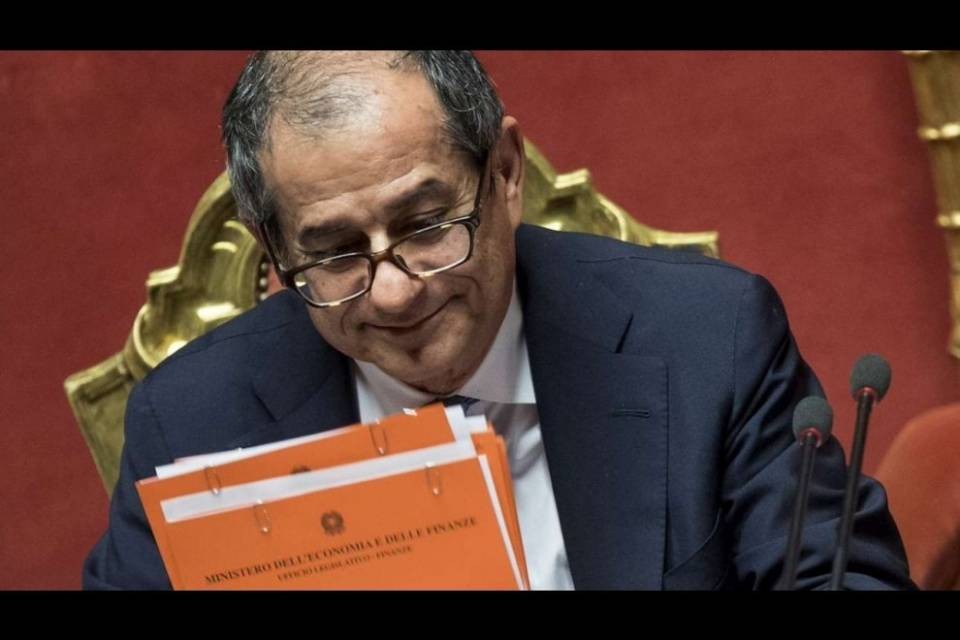 Italia: il Governo non cambia la manovra, bocciatura Ue vicina