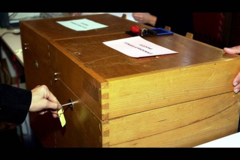 Frode elettorale, ordinata un'inchiesta amministrativa