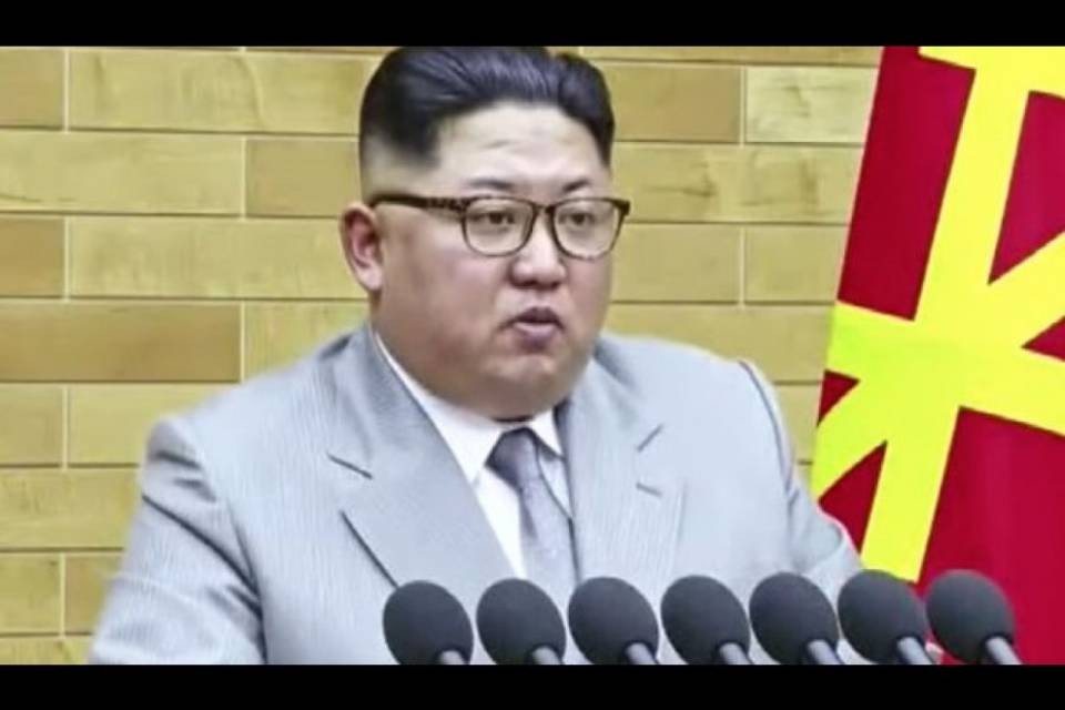 "Ho il pulsante del nucleare sulla mia scrivania"