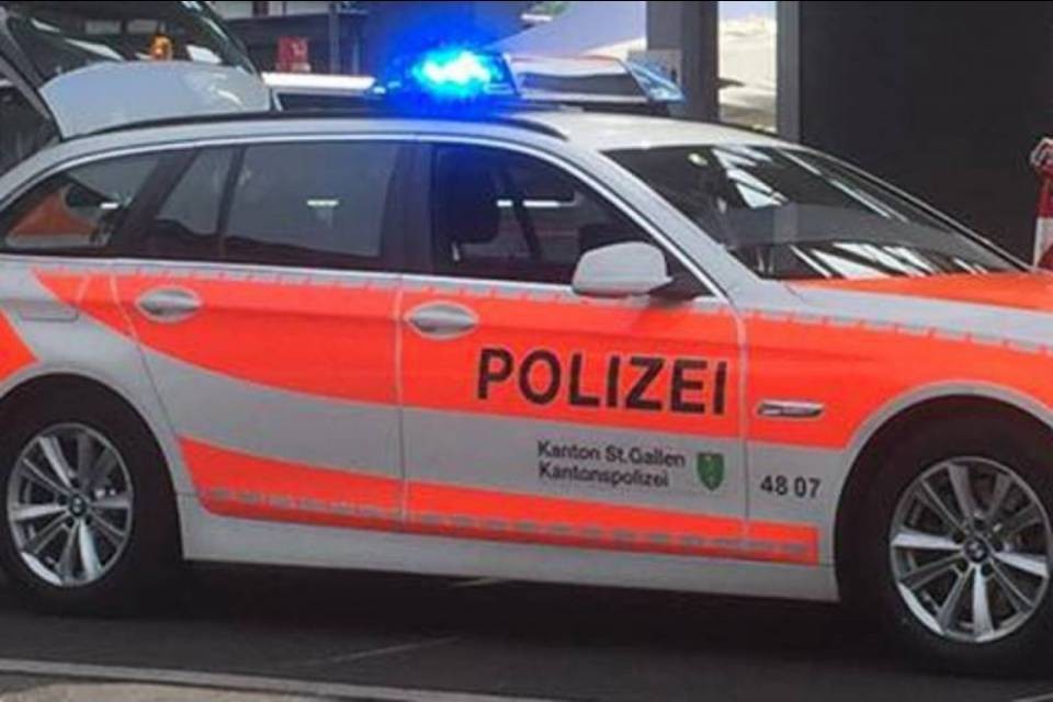 A 142 km/h sui 50: non potrà più guidare in Svizzera