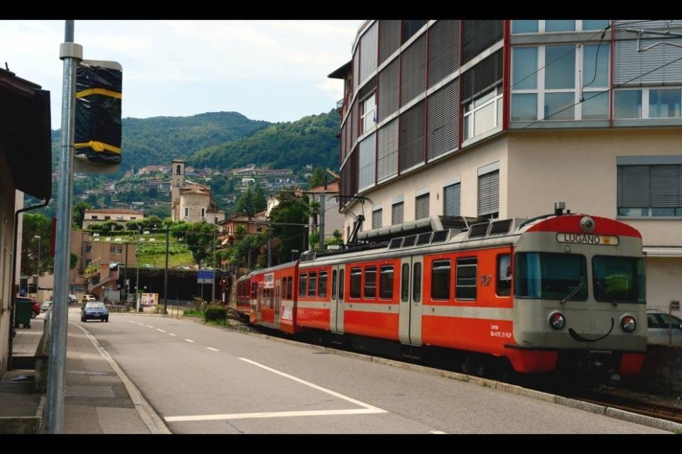 Spuntano semafori tra Caslano e Ponte Tresa