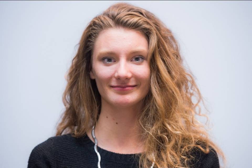 Ultimi giorni per votare, sta vincendo Ajla Del Ponte