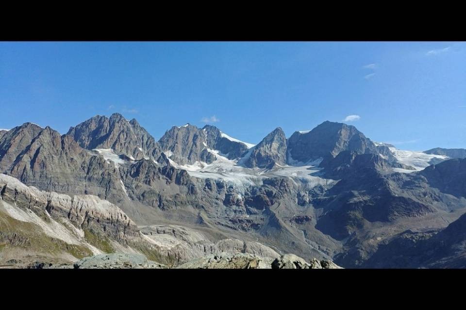 Precipita sul Bernina, morto alpinista