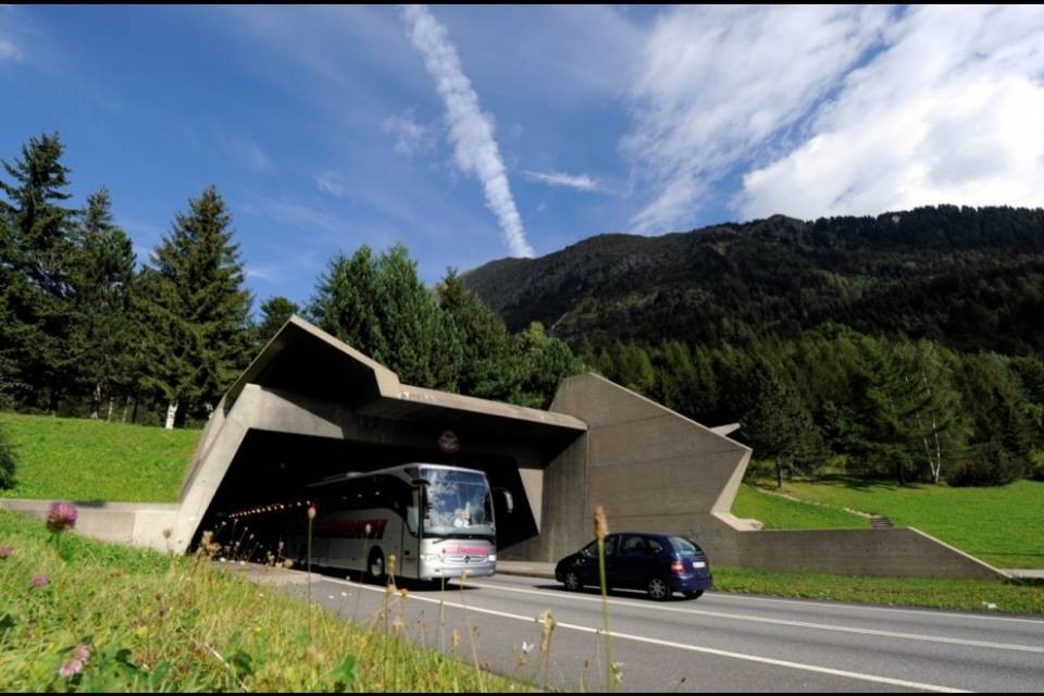 Zali e Gobbi a Göschenen per il Gottardo