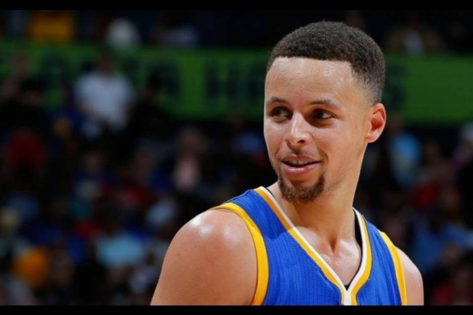 Pioggia di milioni per Steph Curry