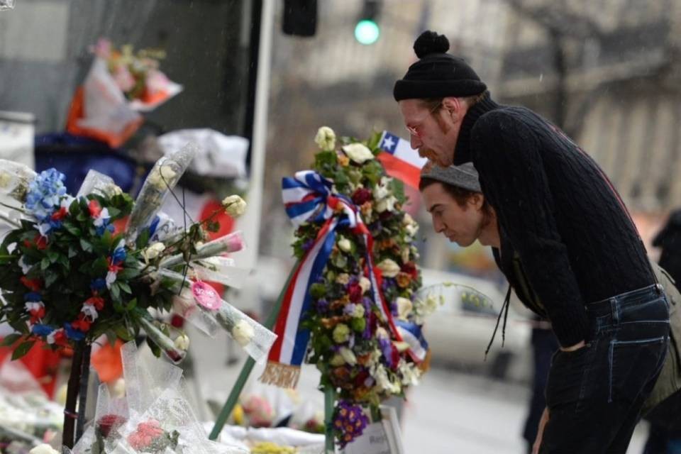 Gli Eagles of Death Metal sono tornati al Bataclan