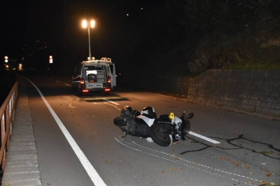 Incidente di Gambarogno: deceduto 45enne motociclista
